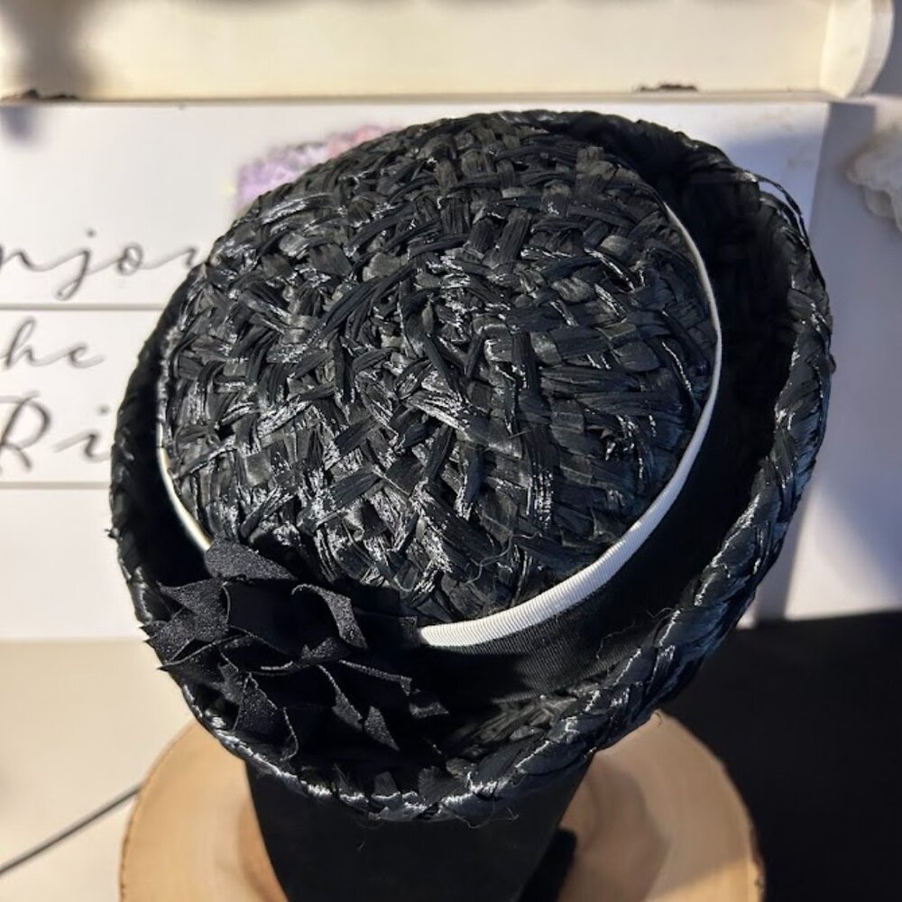 Vintage 1960s Black Straw Women Hat